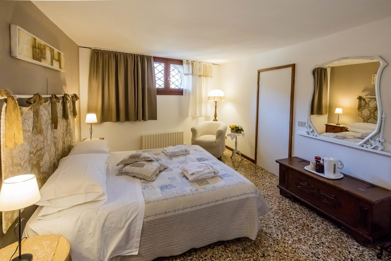 And - Private In Shared Gasthof 2*
